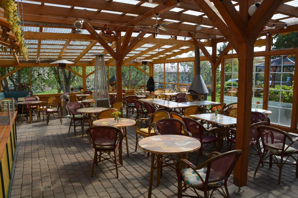 莫彻古特瑞汉斯酒店 密德海根 外观 照片
